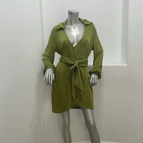 Princess Polly Long Sleeve  Green Party Time Mini Jersey Dress Size Various - Picture 2 of 12